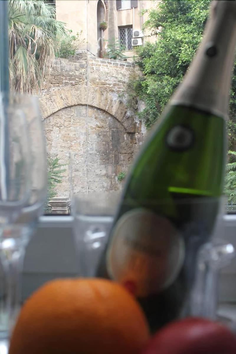 B&B "Al Bastione Normanno 巴勒莫 外观 照片