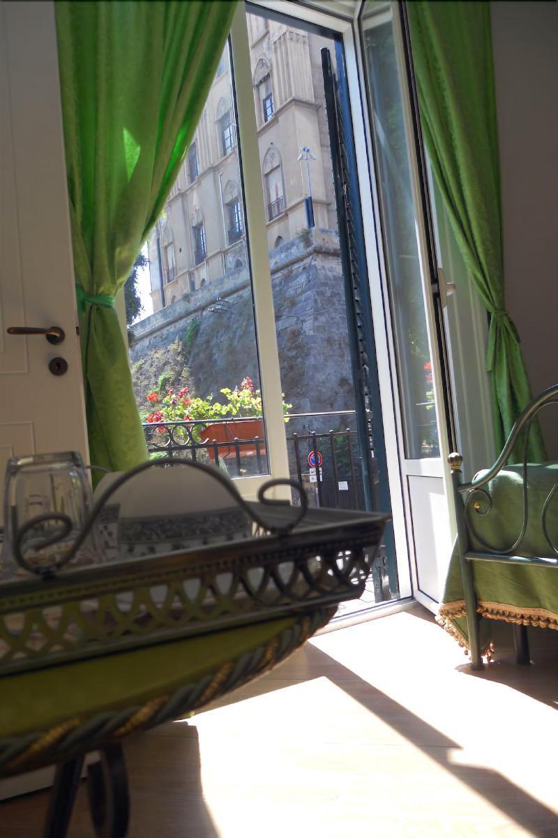 B&B "Al Bastione Normanno 巴勒莫 外观 照片
