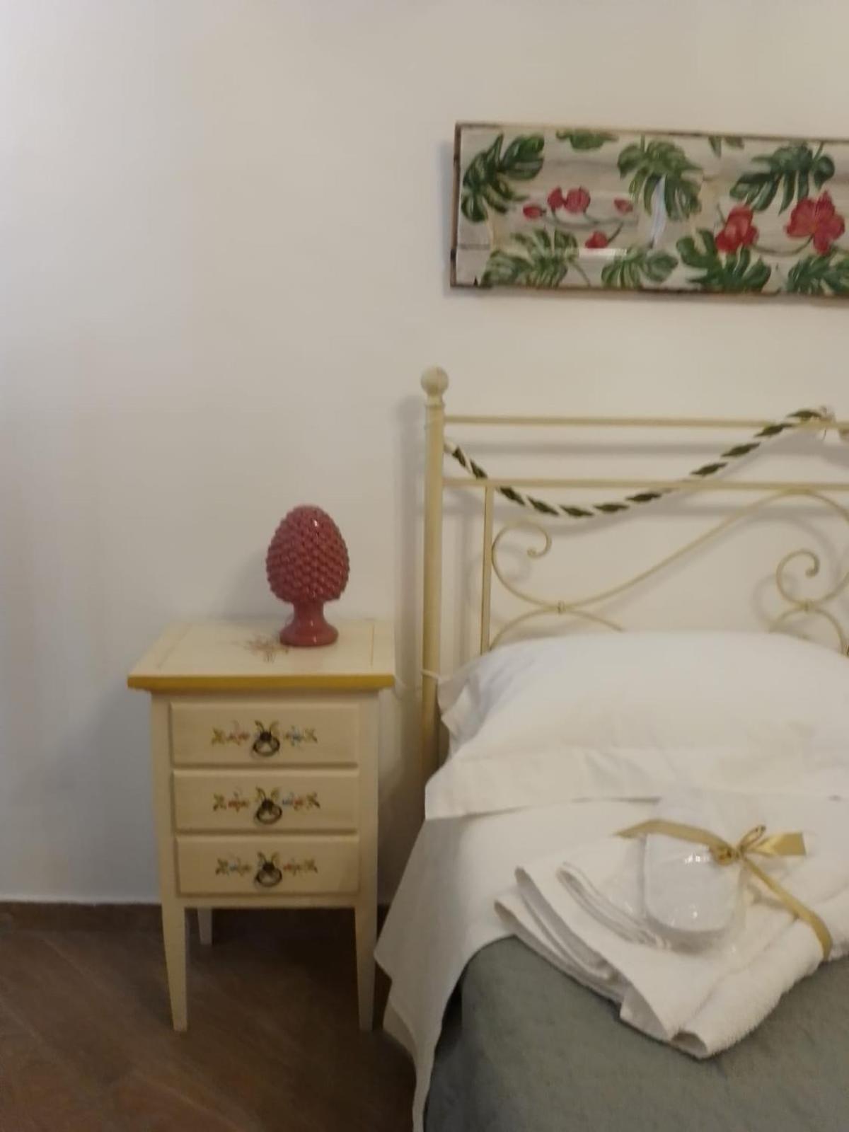 B&B "Al Bastione Normanno 巴勒莫 外观 照片