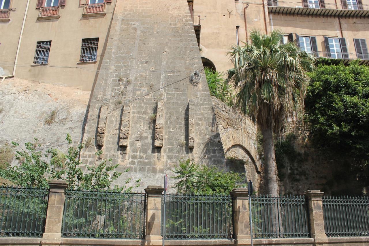 B&B "Al Bastione Normanno 巴勒莫 外观 照片